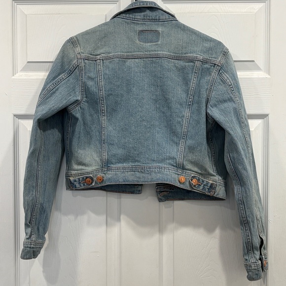 Levi’s Cropped Faded Denim Jacket L - Picture 6 of 11